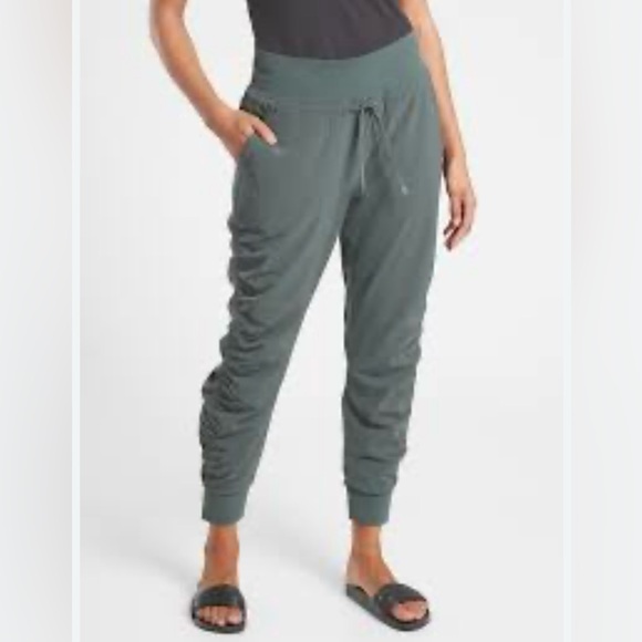 LIKE NEW 🍃 Athleta Attitude Lined Pants - Bali / Sage Green color - Jogger Pants - Picture 1 of 6